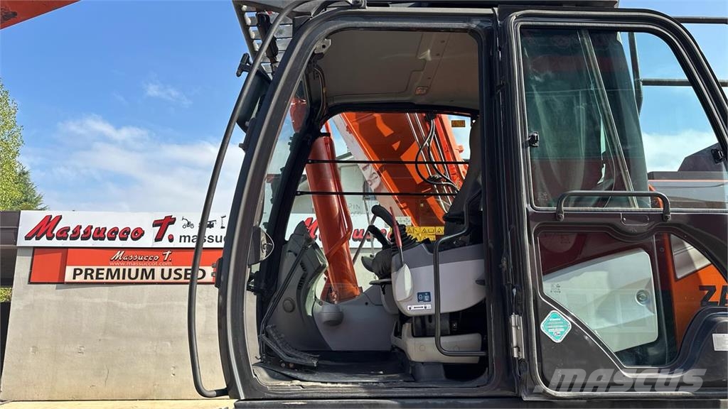 Hitachi ZX300LCNT-6 Верижен екскаватор