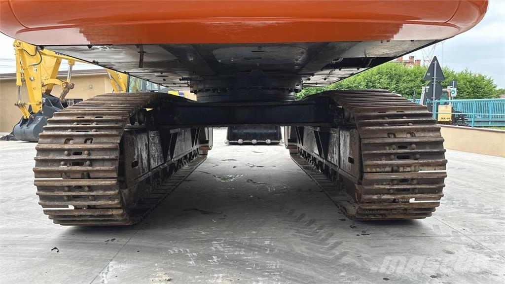 Hitachi ZX470LCH-5B Raupenbagger