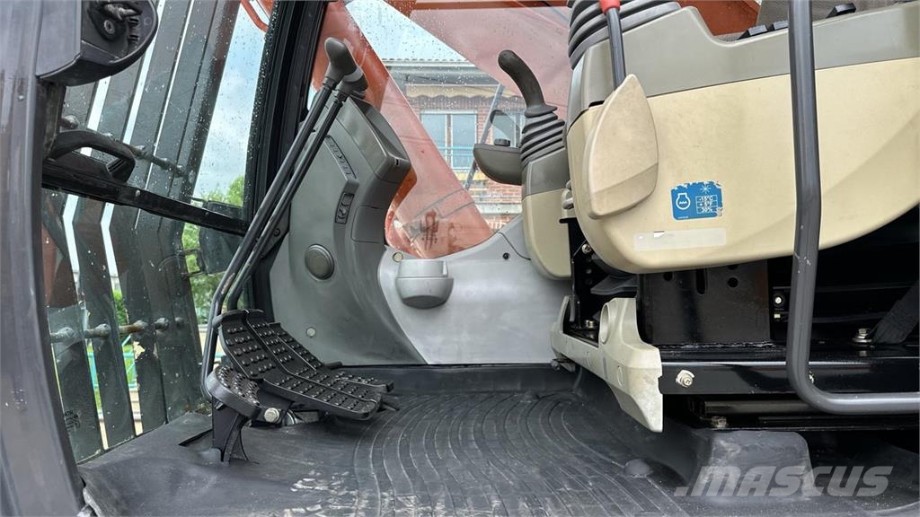 Hitachi ZX470LCH-5B Raupenbagger