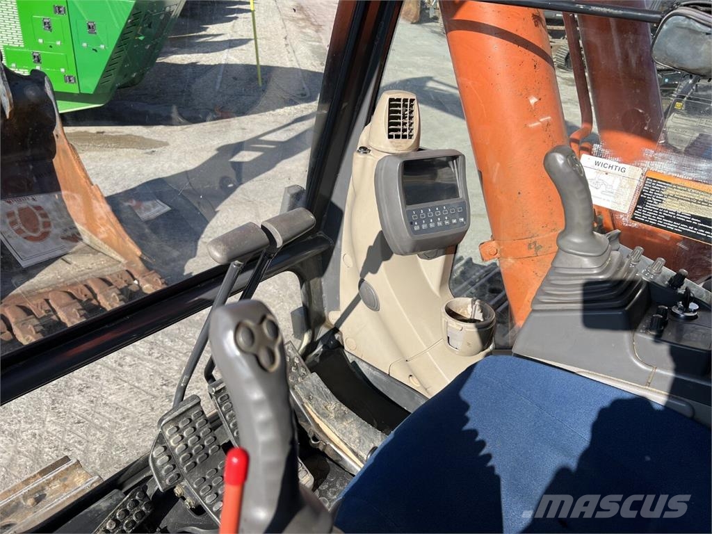 Hitachi ZX520LCH-3 حفارات زحافة