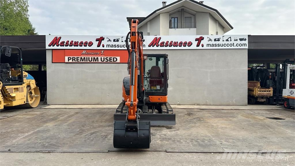 Hitachi ZX55U-5A CLR Mini kotrók < 7t