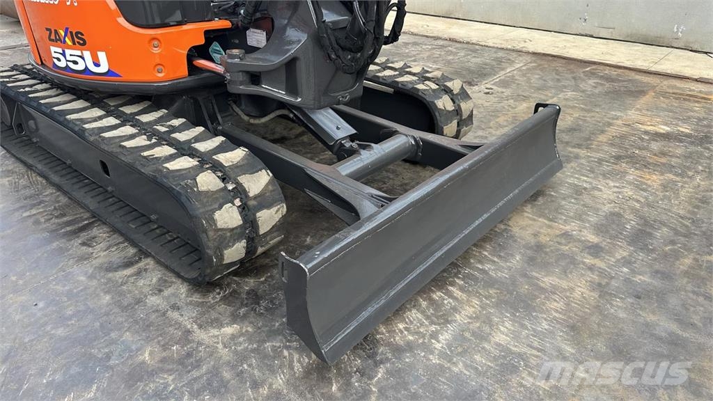 Hitachi ZX55U-5A CLR Mini kotrók < 7t