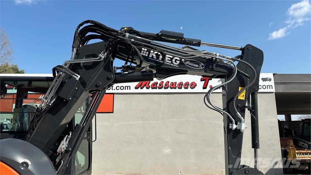 Hitachi ZX63U Excavadoras 7t - 12t