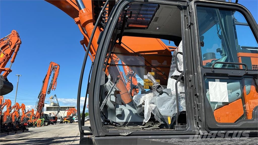 Hitachi ZX690LCH-7 Верижен екскаватор