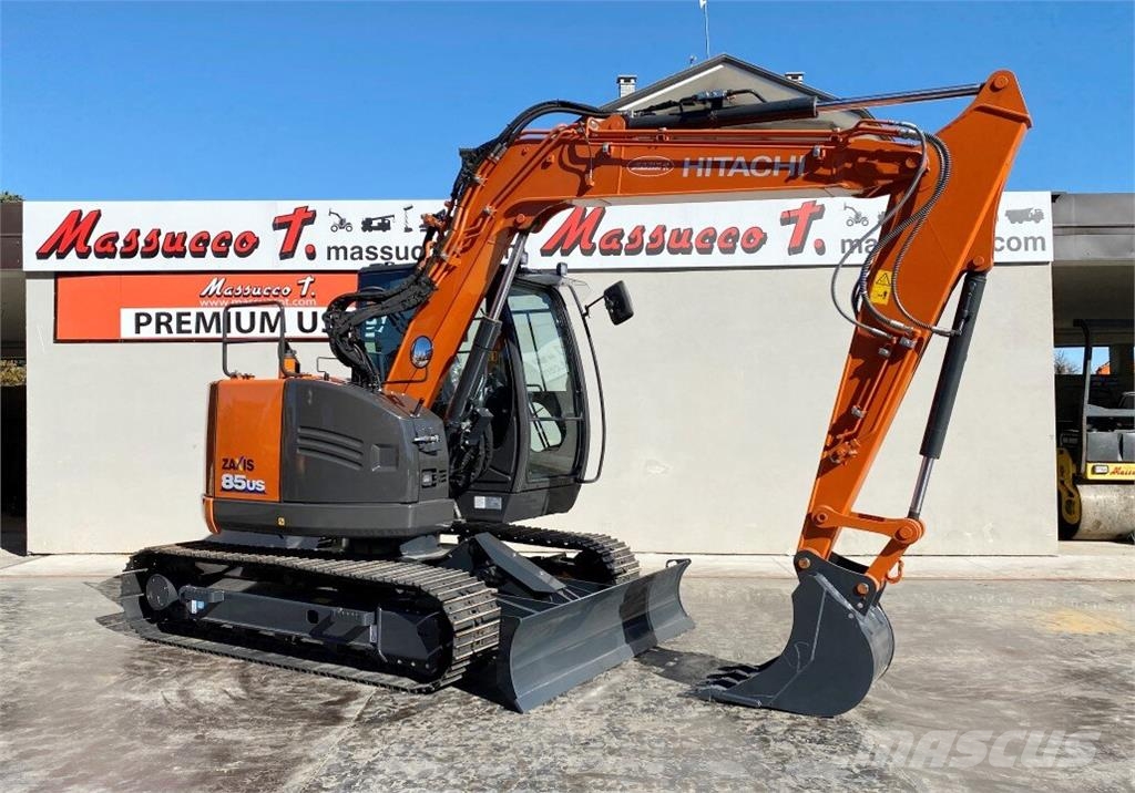 Hitachi ZX85US-6 حفارات وسط 7 طن - 12 طن