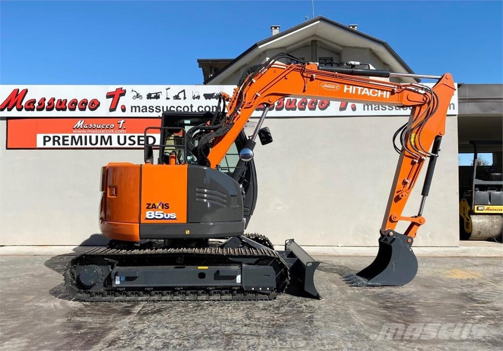 Hitachi ZX85US-6 حفارات وسط 7 طن - 12 طن