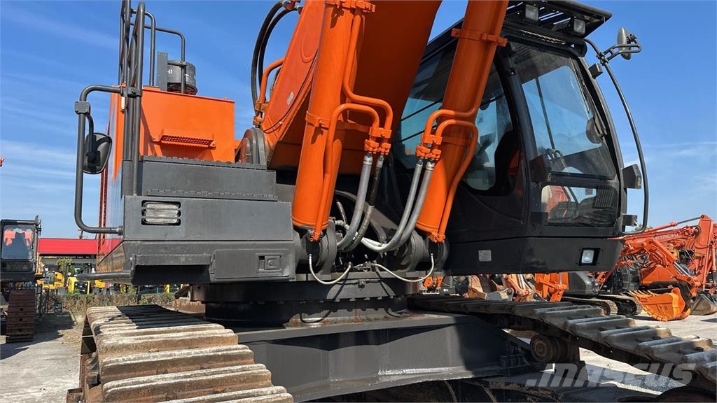 Hitachi ZX870LCR-5B Paletli ekskavatörler
