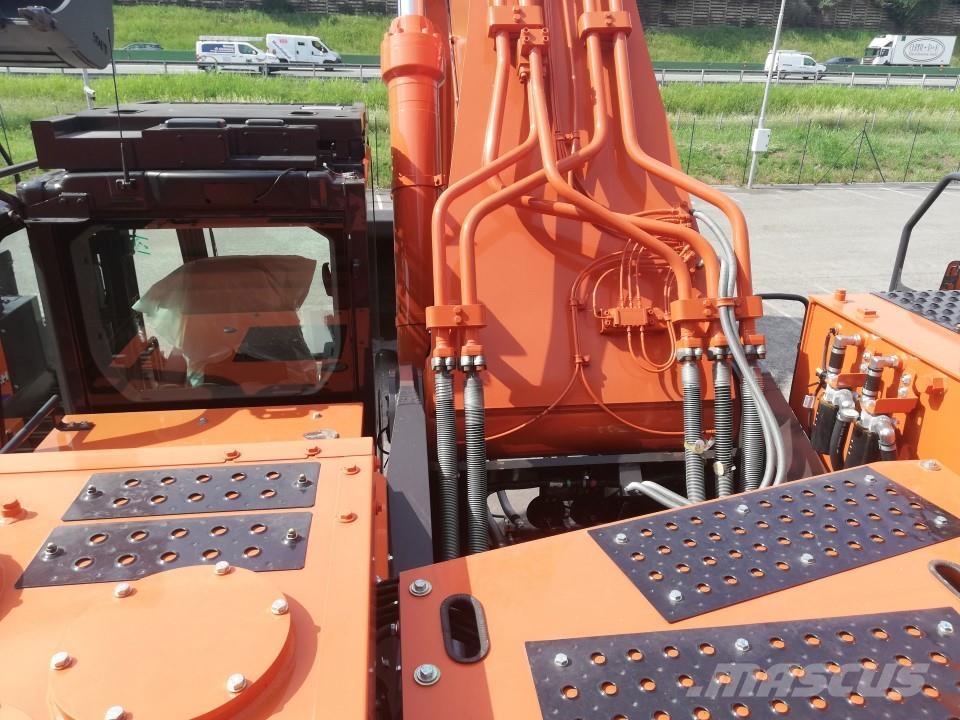 Hitachi ZX890LCH-7 Koparki gąsienicowe