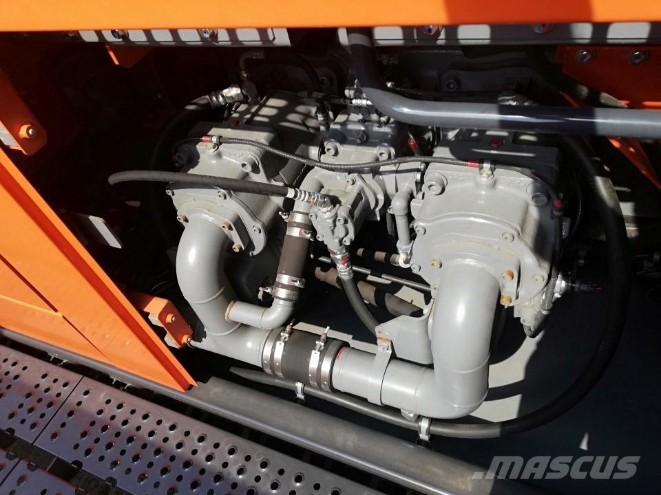 Hitachi ZX890LCH-7 Koparki gąsienicowe