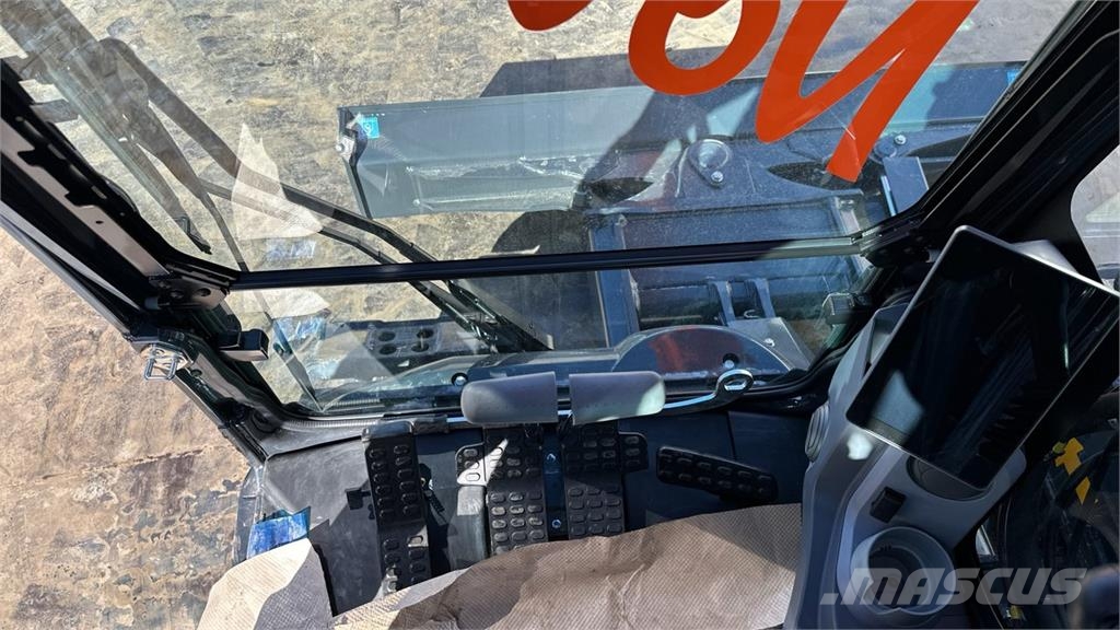 Hitachi ZX95US-7 Средни екскаватори 7т - 12т