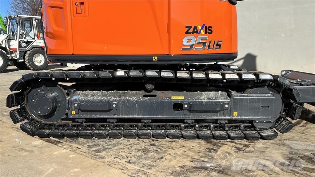 Hitachi ZX95US-7 Средни екскаватори 7т - 12т