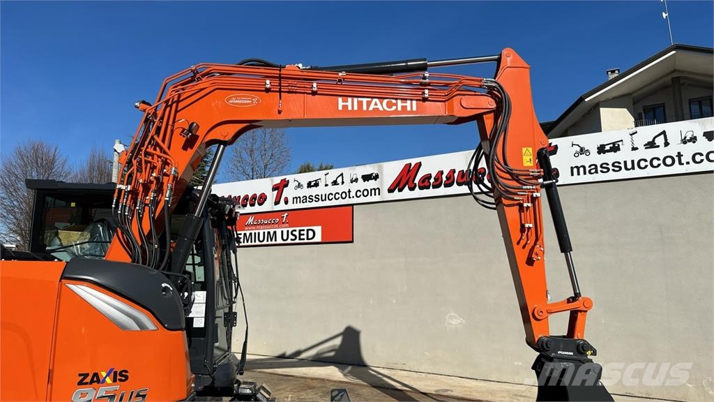 Hitachi ZX95US-7 Средни екскаватори 7т - 12т