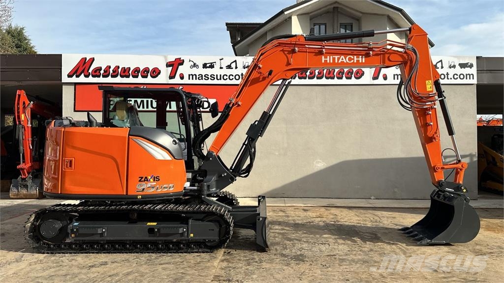 Hitachi ZX95USB-7 Средни екскаватори 7т - 12т