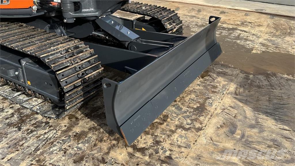 Hitachi ZX95USB-7 Средни екскаватори 7т - 12т
