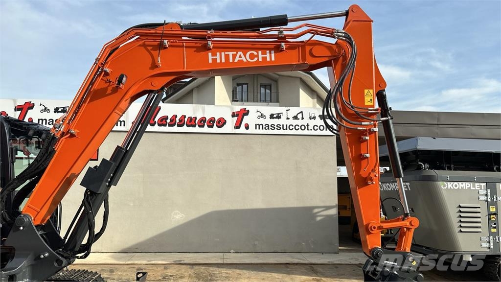 Hitachi ZX95USB-7 Средни екскаватори 7т - 12т