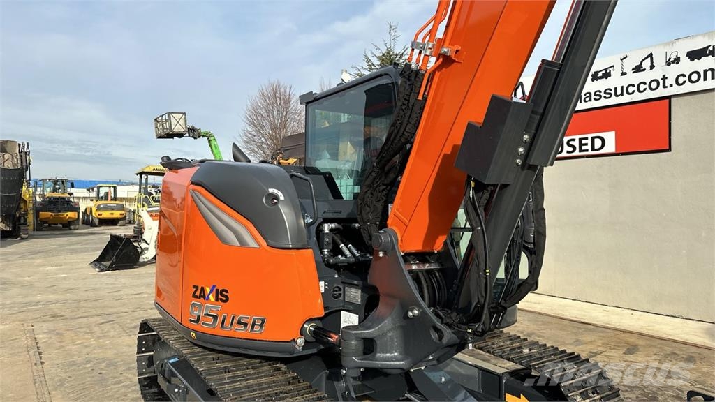 Hitachi ZX95USB-7 Средни екскаватори 7т - 12т