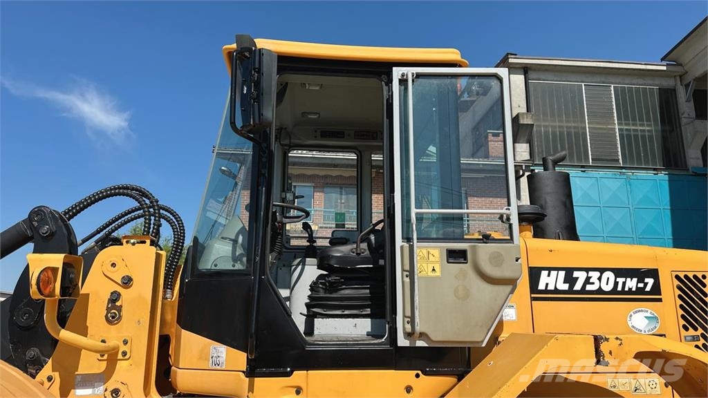 Hyundai HL730TM-7 4x4 لوادر بعجل
