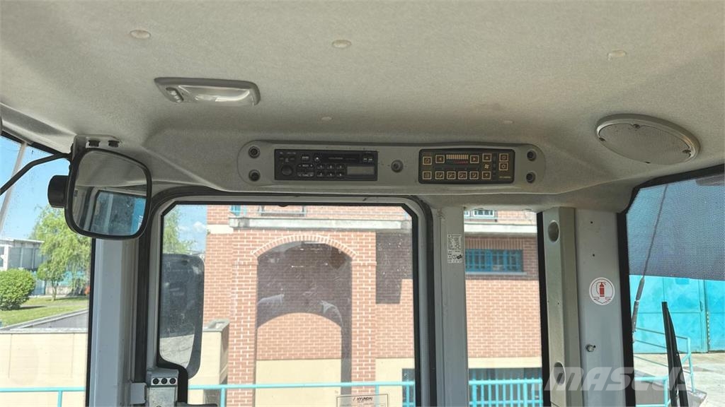 Hyundai HL730TM-7 4x4 لوادر بعجل