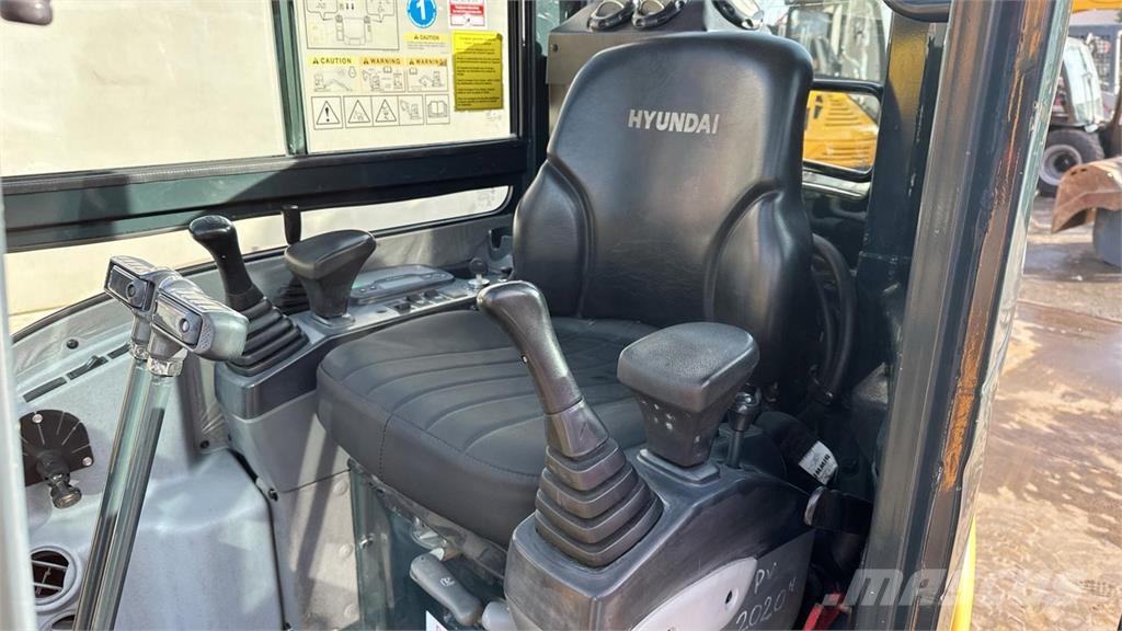 Hyundai ROBEX 35Z-9 소형 굴삭기 7톤 미만