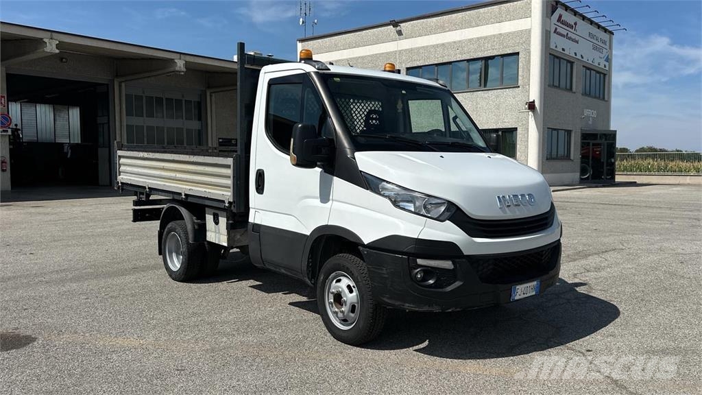 Iveco DAILY 35-140 4x2 Egyéb