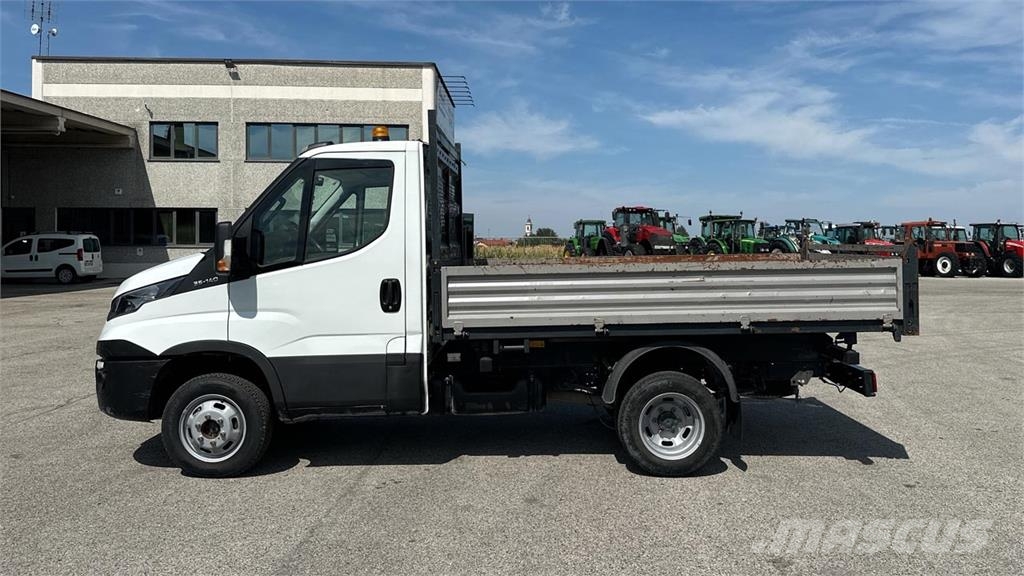 Iveco DAILY 35-140 4x2 Egyéb