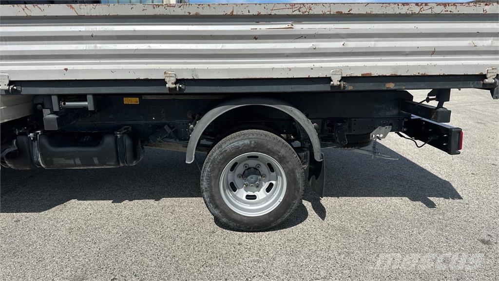Iveco DAILY 35-140 4x2 Egyéb
