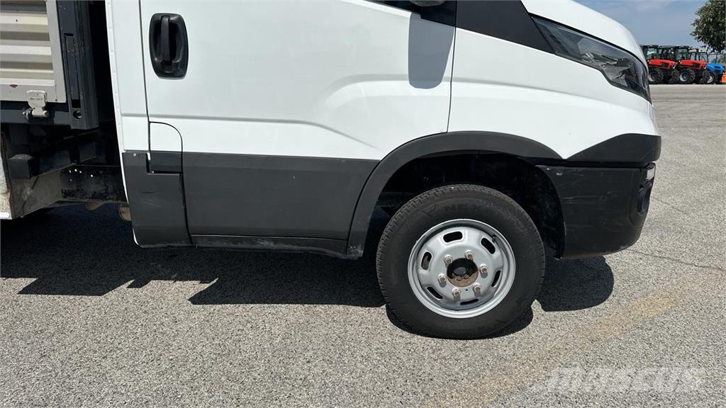 Iveco DAILY 35-140 4x2 Egyéb
