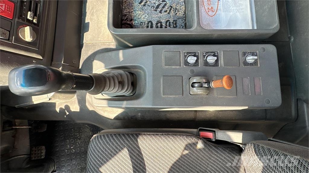 Iveco EUROTRAKKER MP190E30 4X4 Otros camiones