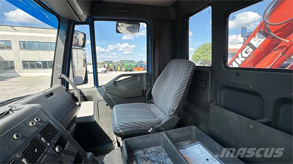 Iveco EUROTRAKKER MP190E30 4X4 Otros camiones