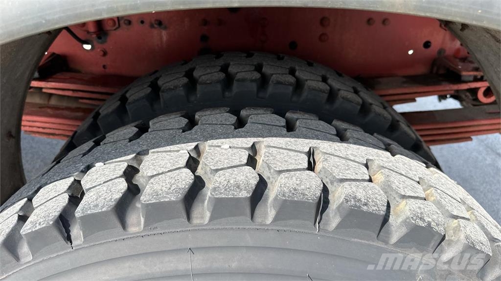 Iveco EUROTRAKKER MP190E30 4X4 Otros camiones