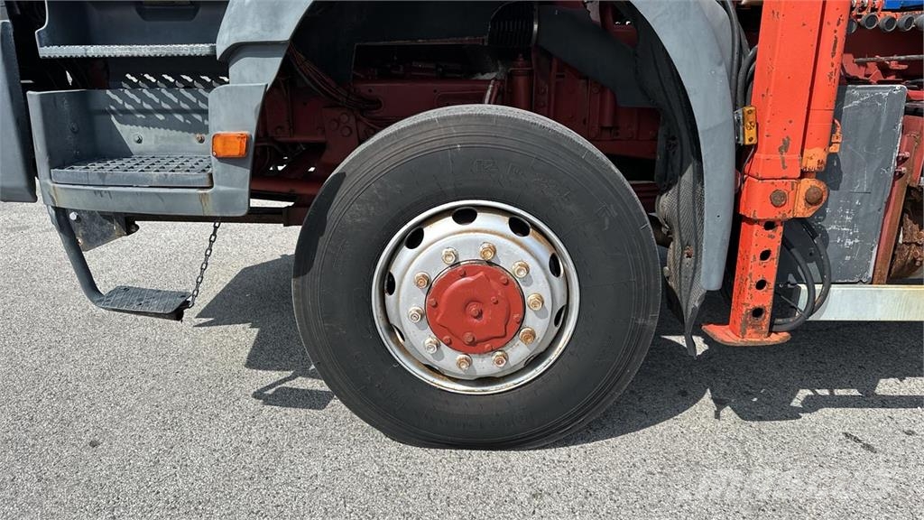 Iveco EUROTRAKKER MP190E30 4X4 Otros camiones