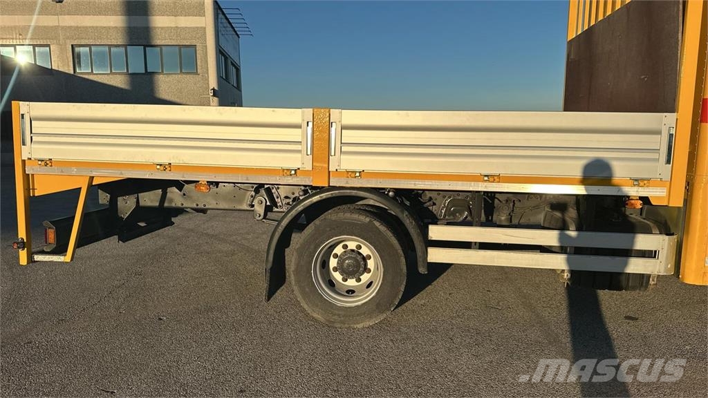 Iveco ML120E18 4x2 Otros camiones
