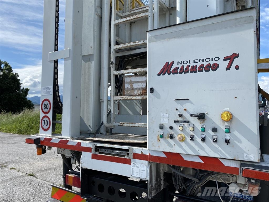 Iveco STRALIS 310 Auto hoogwerkers