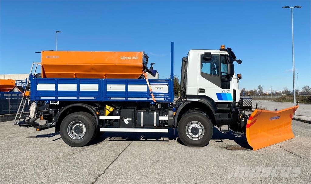 Iveco TRAKKER 360 Lâminas e arados de neve