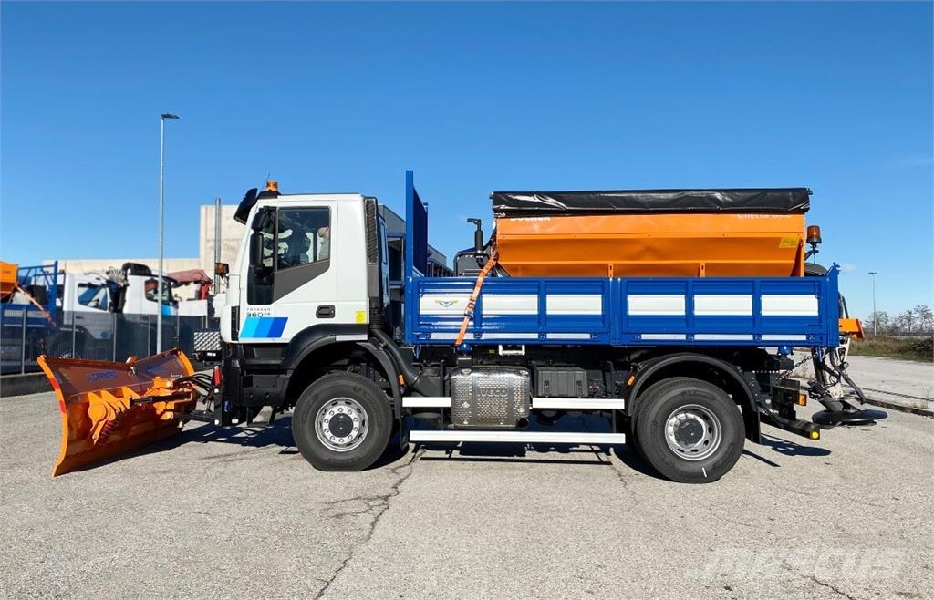 Iveco TRAKKER 360 Lâminas e arados de neve