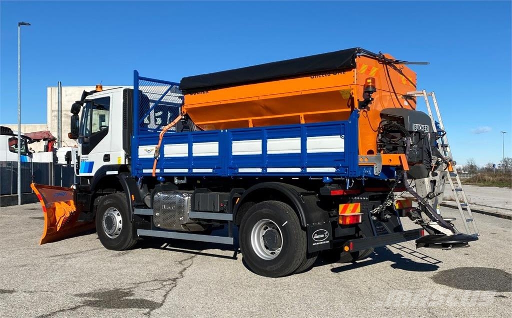 Iveco TRAKKER 360 Lâminas e arados de neve