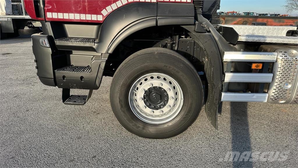 Iveco TRAKKER 450 6x4 Other trucks