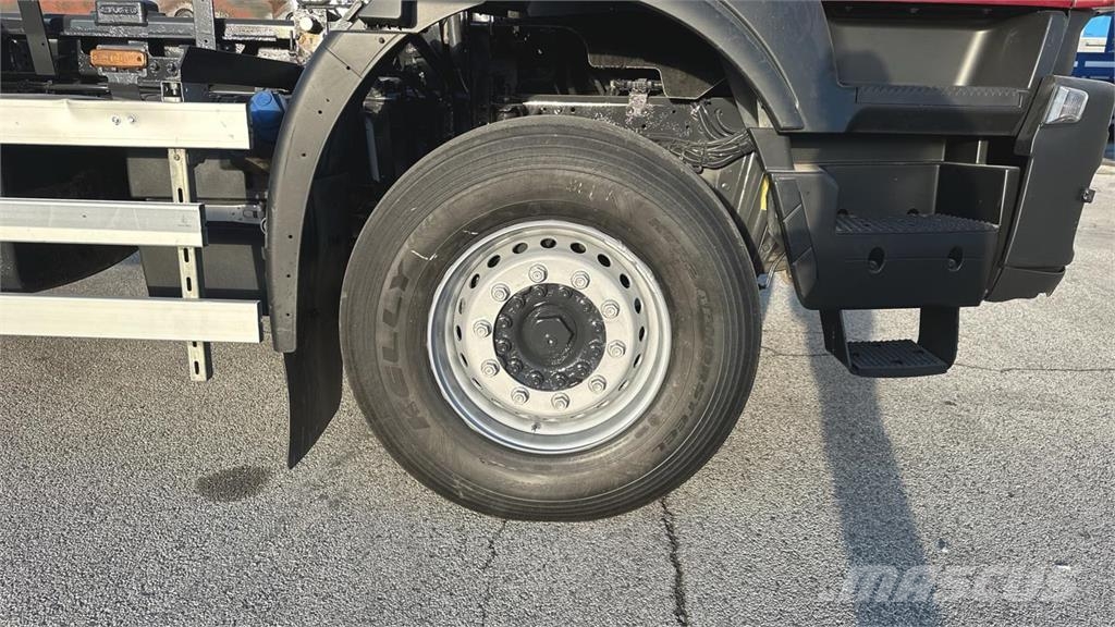 Iveco TRAKKER 450 6x4 Other trucks
