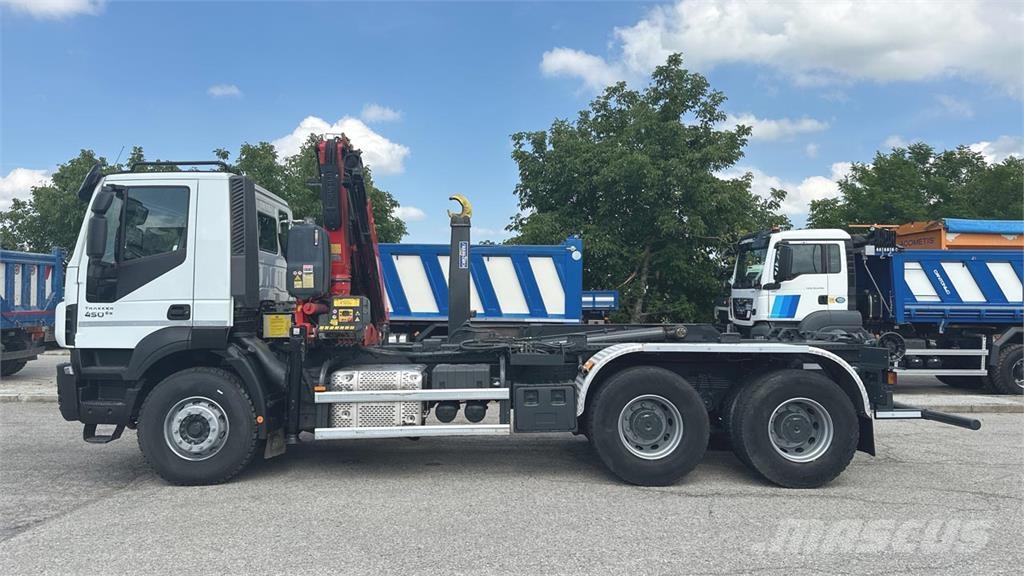 Iveco Trakker 450 6x4 شاحنات أخرى