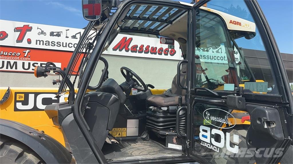 JCB AGROPLUS 560-80 Telescopic handlers