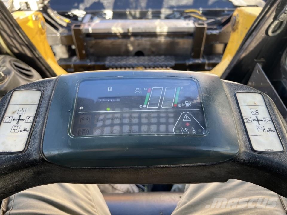 Komatsu CK 20 HF Kompaktlader