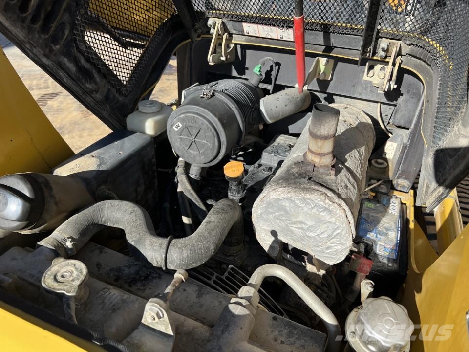 Komatsu CK 20 HF Kompaktlader