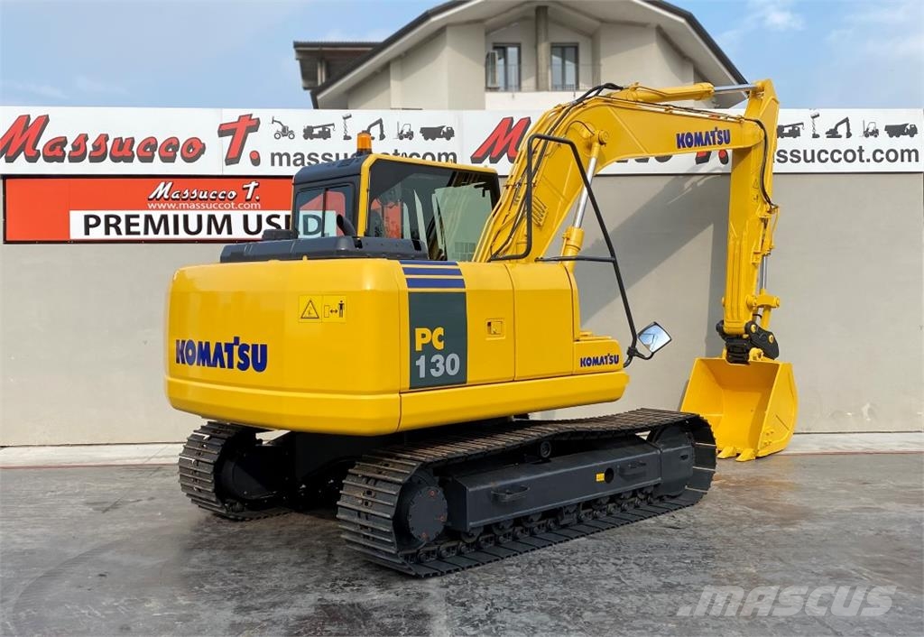 Komatsu PC130-7 中型挖掘机