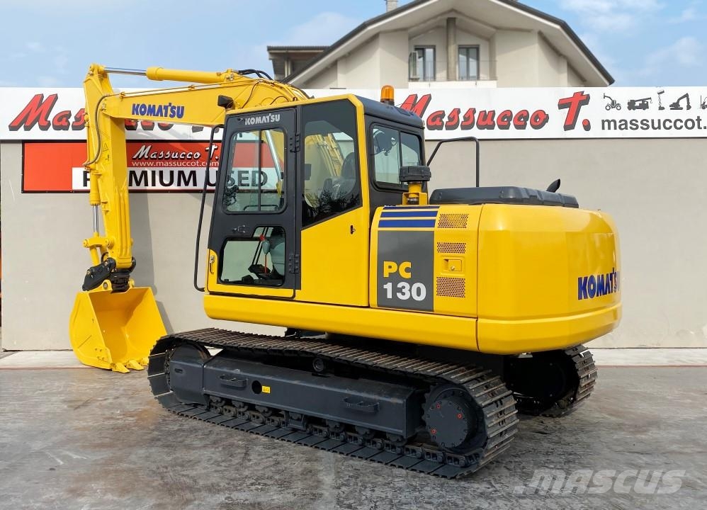 Komatsu PC130-7 中型挖掘机