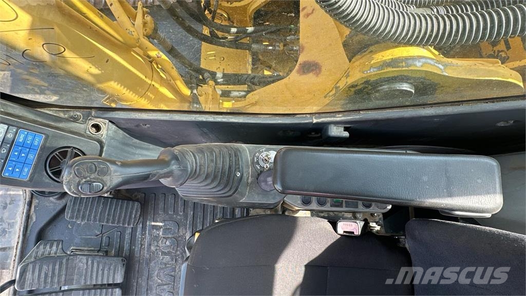 Komatsu PC210NLC Εκσκαφείς με ερπύστριες