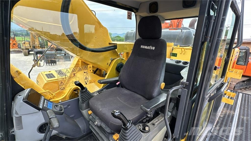 Komatsu PC700 LC-8E0 Верижен екскаватор