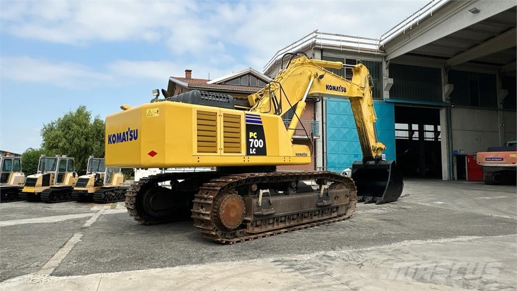 Komatsu PC700 LC-8E0 Верижен екскаватор