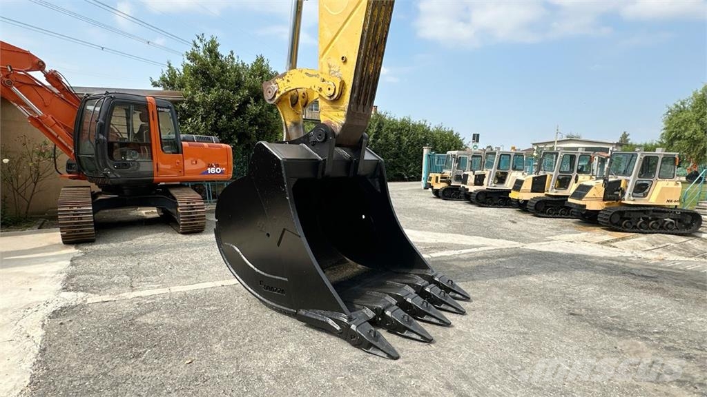 Komatsu PC700 LC-8E0 Верижен екскаватор
