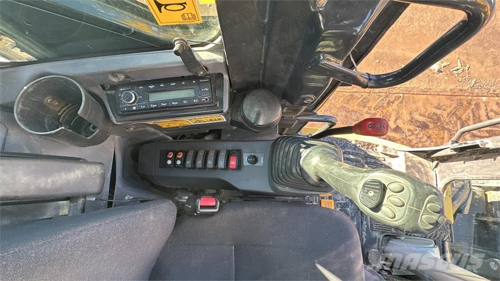 Komatsu PW118MR-11 Mobilbagger