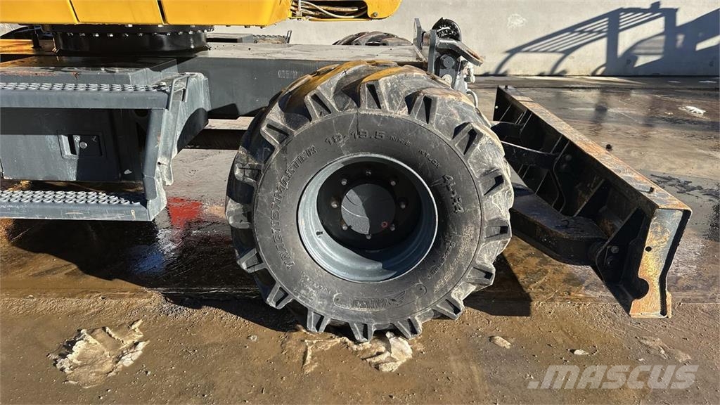 Komatsu PW118MR-11 Mobilbagger